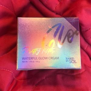 Touch in Sol waterfall glow